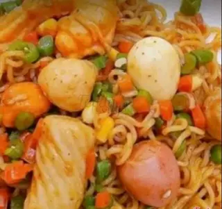 Hình ảnh Mì trộn indomie thập cẩm 