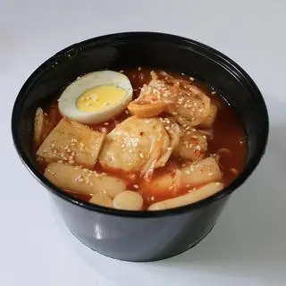 Hình ảnh Tokbokki truyền thống phô mai - mì
