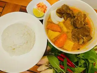 Hình ảnh Cơm cà ri bò