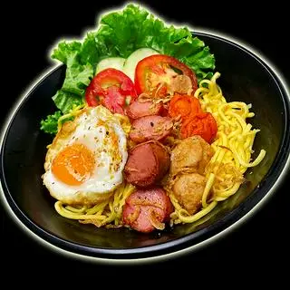 Hình ảnh Mỳ trộn trứng ốp rau củ
