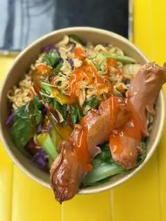 Hình ảnh Mì trộn xúc xích