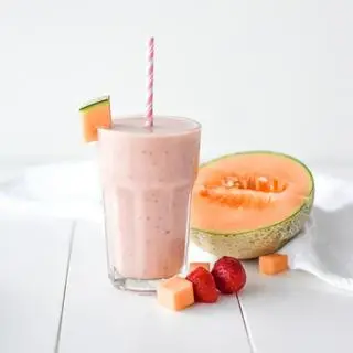 Hình ảnh Sinh tố Dưa lưới Dâu - Cantaloupe Strawberry Smoothie