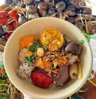 Hình ảnh Bún riêu tô đầy đủ
