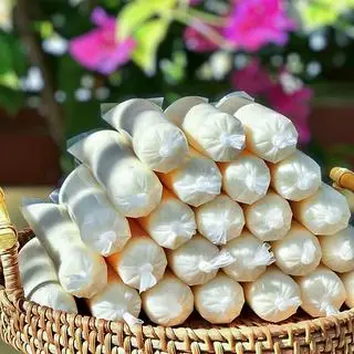 Hình ảnh Combo 10 túi sữa chua truyền thống