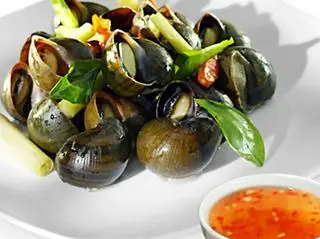 Hình ảnh Ốc bươu hấp xả