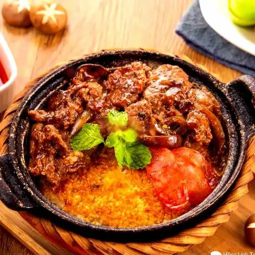 Hình ảnh Cơm Niêu Bò Tiêu Đen 1 Mặt Cháy 