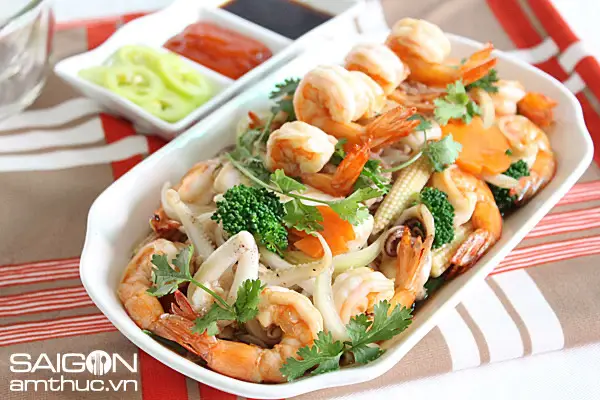 Hình ảnh Nui xào tôm