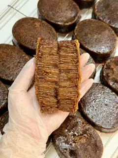 Hình ảnh Bánh Bò Thốt Nốt( Tặng Sốt Cốt dừa )