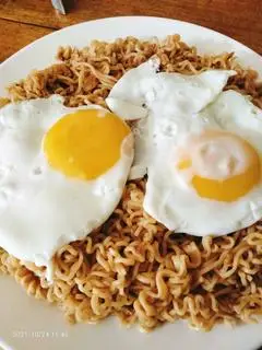 Hình ảnh Mì Xào 2 Trứng Chiên 