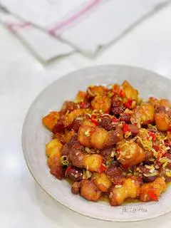Hình ảnh Cơm ba rọi kho sả