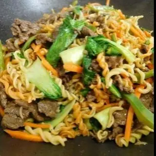 Hình ảnh Mì xào bò lớn