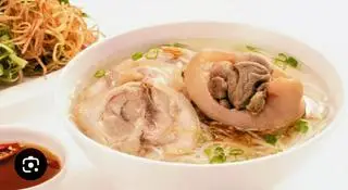 Hình ảnh bún giò heo thường