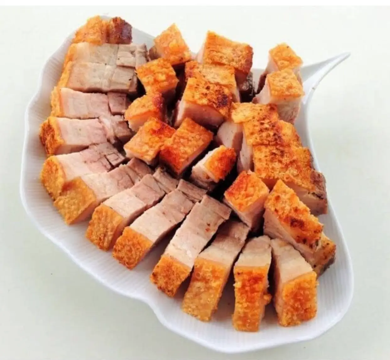 Hình ảnh Heo Quay (Ba Rọi Rút Sườn) 100G (Chặt Sẵn)