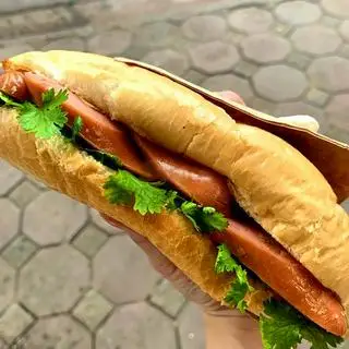 Hình ảnh Bánh mì xúc xích