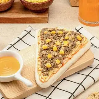 Hình ảnh Pizza Tam Giác Bò Ý Phô Mai