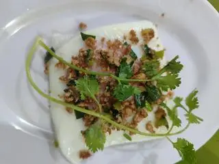 Hình ảnh bánh cuốn trứng