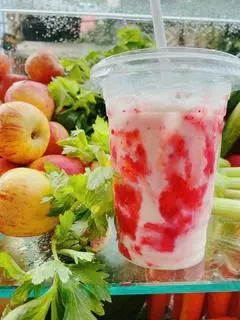 Hình ảnh Sữa chua mix DÂU ly lớn