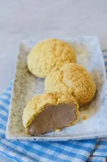 Hình ảnh Su kem giòn vị Tiramisu
