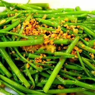 Hình ảnh Rau muống xào nước mắm bơ tỏi