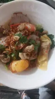 Hình ảnh Mì gói thập cẩm