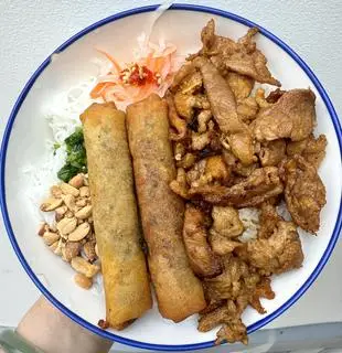 Hình ảnh bún đặc biệt
