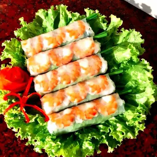Hình ảnh Gỏi cuốn tôm thịt ngon tốn chấm - 5 cái