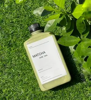 Hình ảnh Trà sữa matcha đóng chai 500ml