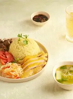 Hình ảnh Cơm gà đùi - 1 Lục Trà