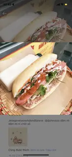 Hình ảnh Bánh Mì Pate Xúc Xích