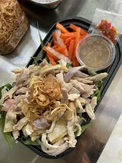 Hình ảnh Thịt gà thêm