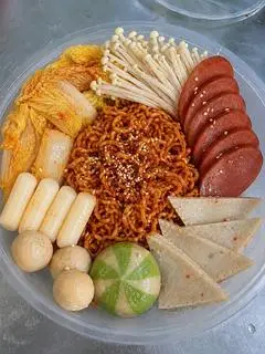 Hình ảnh MỲ CAY TRỘN BÁNH GẠO