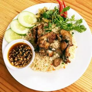 Hình ảnh Cơm chiên ếch mắm tỏi