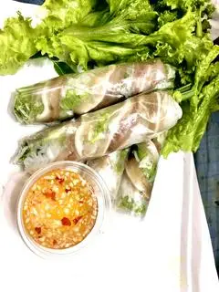 Hình ảnh Cuốn tai heo - 3c