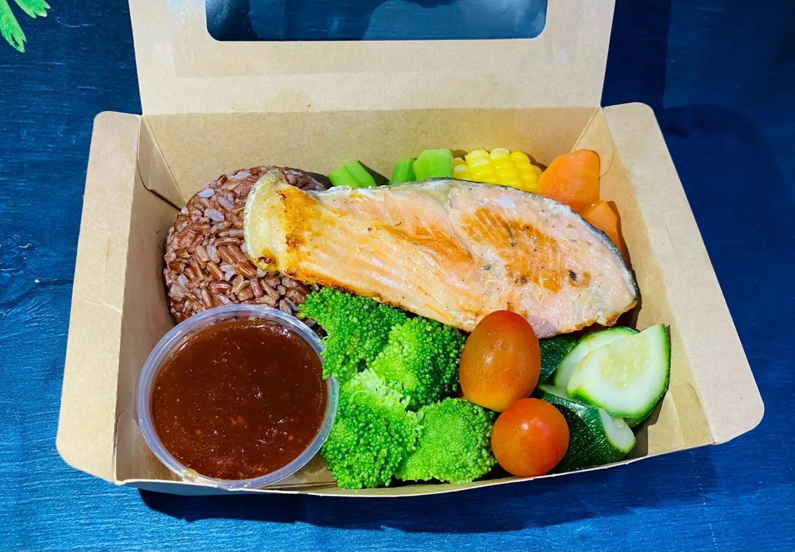 Hình ảnh Cá hồi sốt BBQ