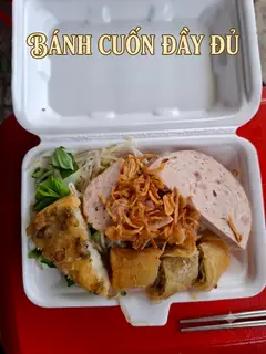 Hình ảnh Bánh cuốn nóng đầy đủ