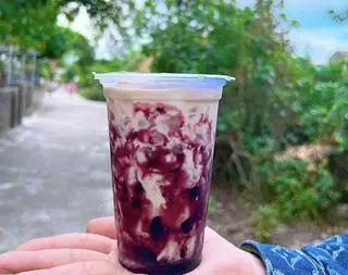 Hình ảnh latte Việt Quất / Phúc Bồn Tử / Thơm đác 