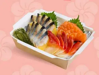 Hình ảnh Combo sashimi 10 cá trích, 5 cá hồi, 5 sò đỏ
