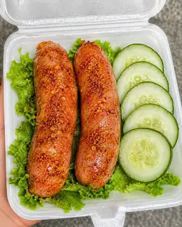 Hình ảnh Lạp xưởng nướng đá