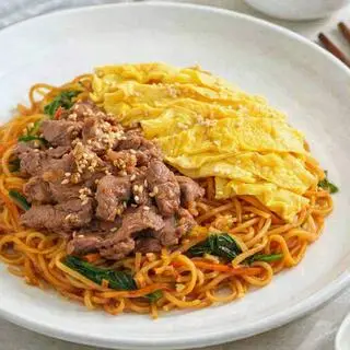 Hình ảnh Mì Xào Bò Trứng