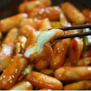 Hình ảnh tokbokki phô mai 