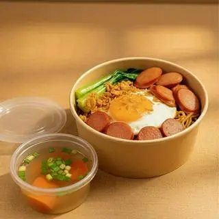Hình ảnh Mì Trộn Trứng Ốp La Xúc Xích 