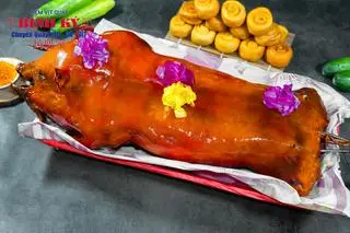 Hình ảnh Heo Sữa Quay 2 - 3kg