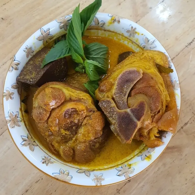 Hình ảnh Cà ri giò heo