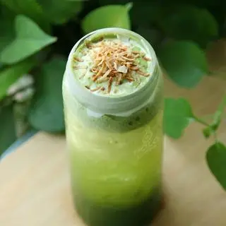 Hình ảnh Matcha Cream Coconut (nước dừa)