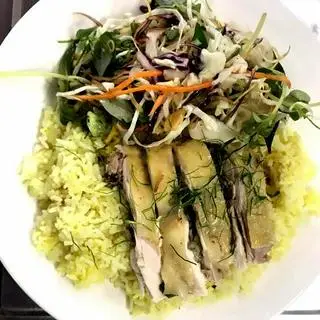 Hình ảnh Cơm gà chặt