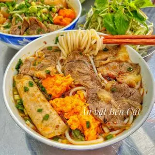 Hình ảnh Bún bò thường
