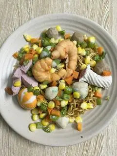 Hình ảnh mì trộn thập cẩm