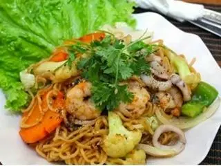 Hình ảnh mì xào hải sản