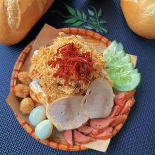 Hình ảnh Bánh mì muối ớt đặc biệt