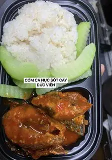 Hình ảnh Cơm cá nục sốt chua ngọt